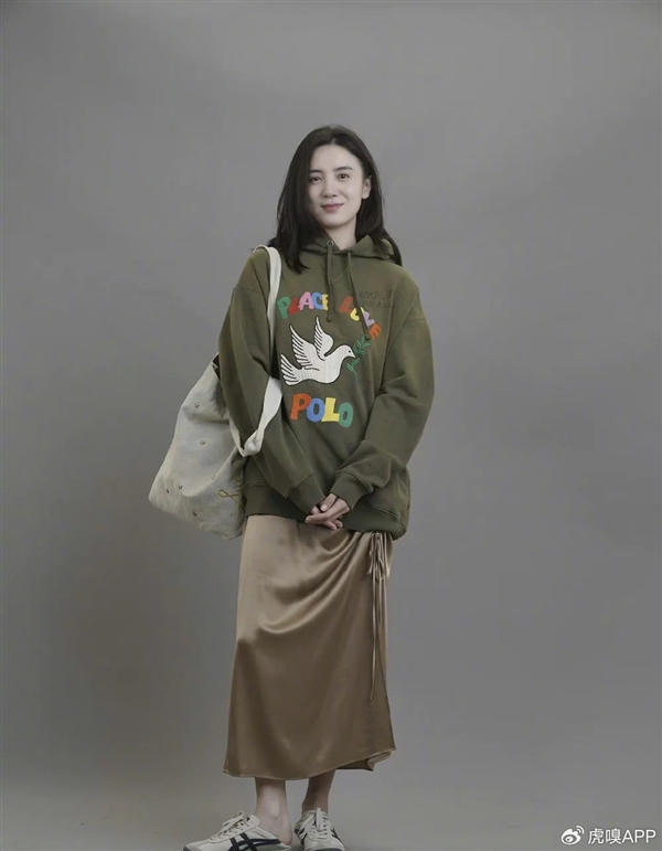 人正在用丑鞋踹翻全世界k8凯发国际入口年轻(图27) 人正在用丑鞋踹翻全世界k8凯发国际入口年轻(图27)