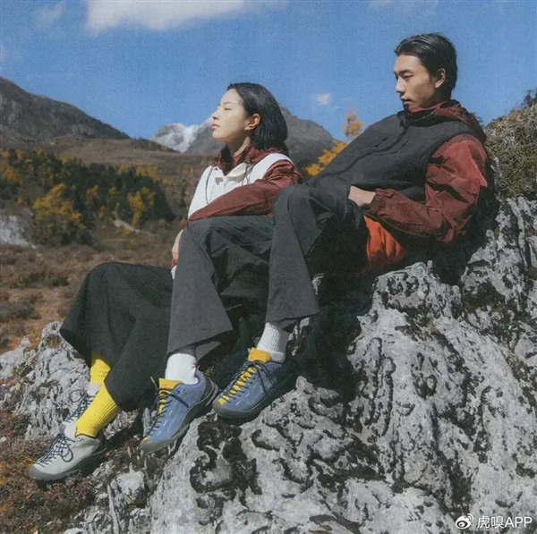 人正在用丑鞋踹翻全世界k8凯发国际入口年轻(图21) 人正在用丑鞋踹翻全世界k8凯发国际入口年轻(图21)