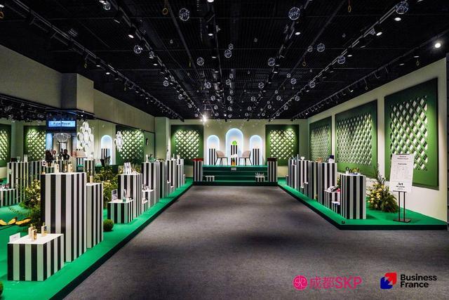 Goose加拿大鹅“共话青皑”沉浸式体验之旅 于成都开启传承、文化与自然的对话K8凯发时尚WEEKLY|一朵棉花改变世界 全棉时代溯源纪录片上线Canada(图2) Goose加拿大鹅“共话青皑”沉浸式体验之旅 于成都开启传承、文化与自然的对话K8凯发时尚WEEKLY|一朵棉花改变世界 全棉时代溯源纪录片上线Canada(图2)